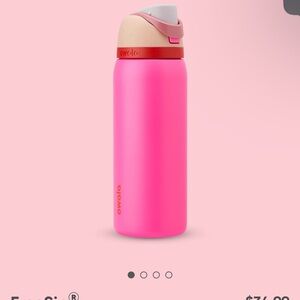 NWT Owala Pink Water Bottle